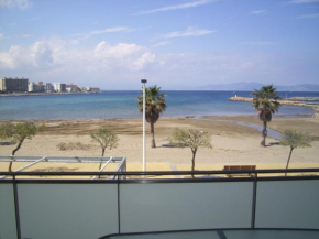 Гостиница Beachfront Apartment with Sea View - Voromar  Ла-Эскала